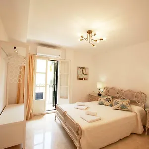 Apartment Casa Volare- Estilo Y Relax En Pleno Casco Antiguo, Málaga